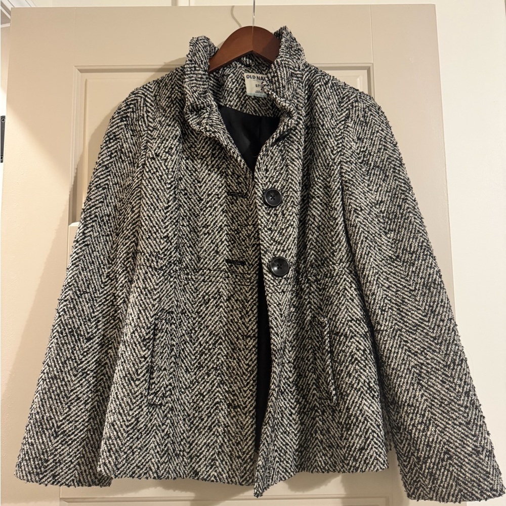 Old navy black and white tweed jacket